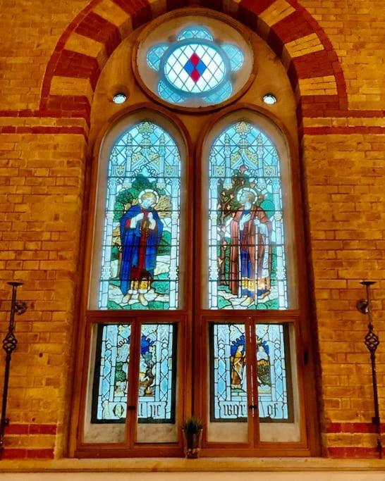 Magical Church Conversion In Watford Watford  Exterior photo